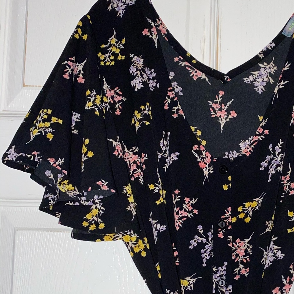 🌺 Floral Romper